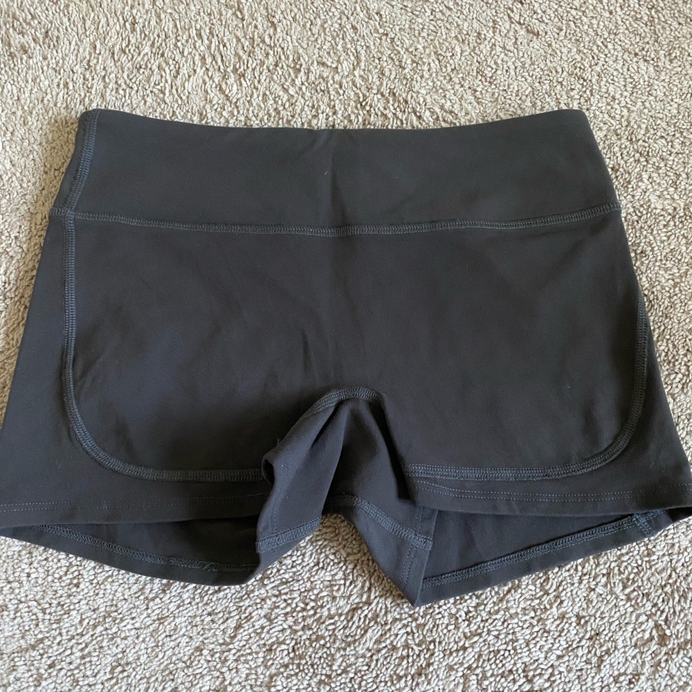 LULULEMON - Picture 2 of 3